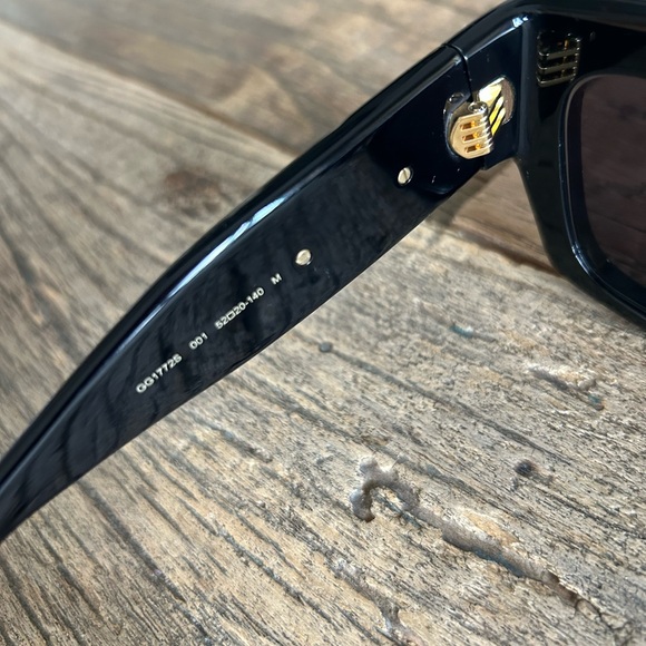 Gucci Black and Gold Sunglasses - Picture 4 of 10